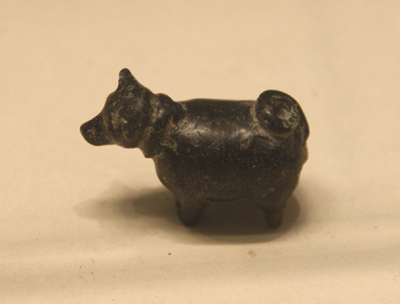 91b Figurine chienne (99)